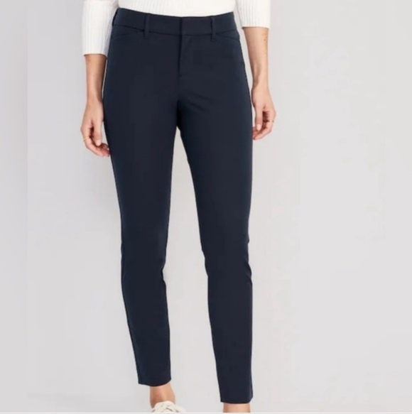 Old Navy Pants - NWT Old Navy PIXIE Mid Rise Navy Ankle Pants ~sz 8 Petite